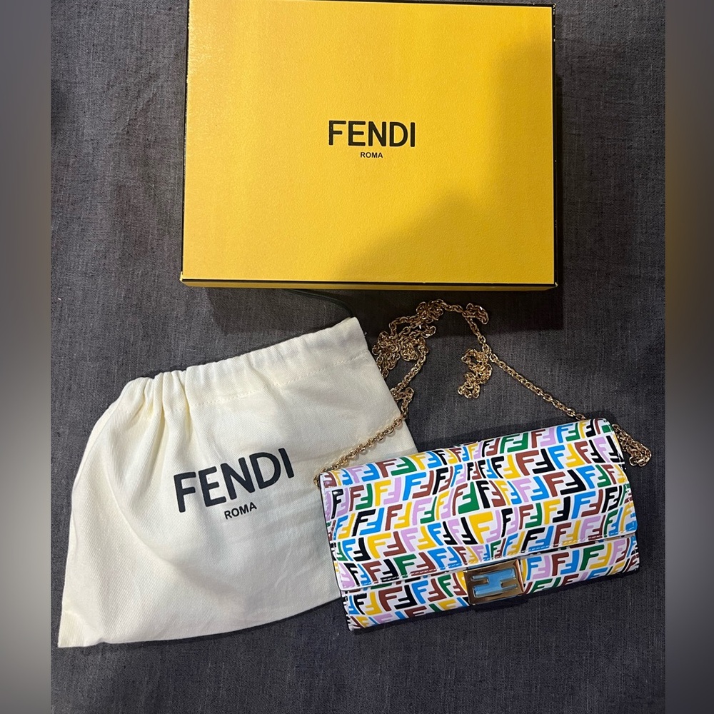 Fendi - handbag - leather - multicolor